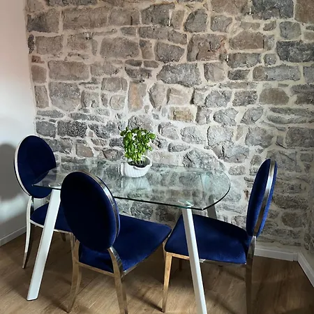 De Blue Apartment *